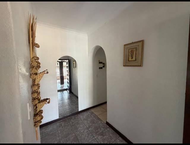 3 BEDROOM HOUSE FOR SALE IN BONANNE